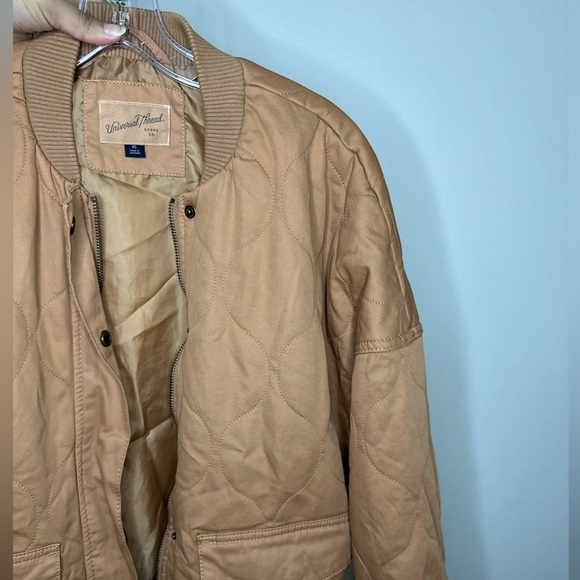 Universal Threads Quilted Puffer Utility Chore Jacket Sz XS Tan Oversized - Picture 5 of 5